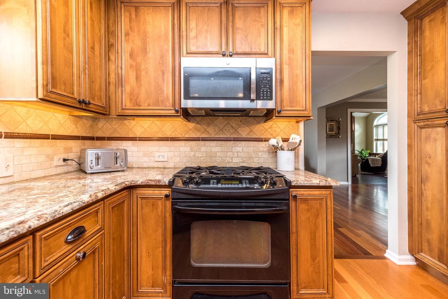 1403 E Fernbrook Drive photo 13