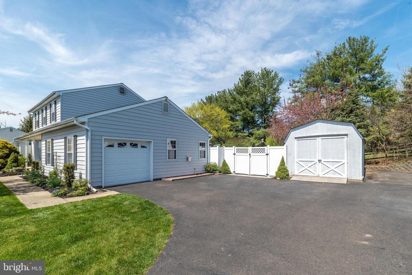 105 Birchwood Drive photo 34