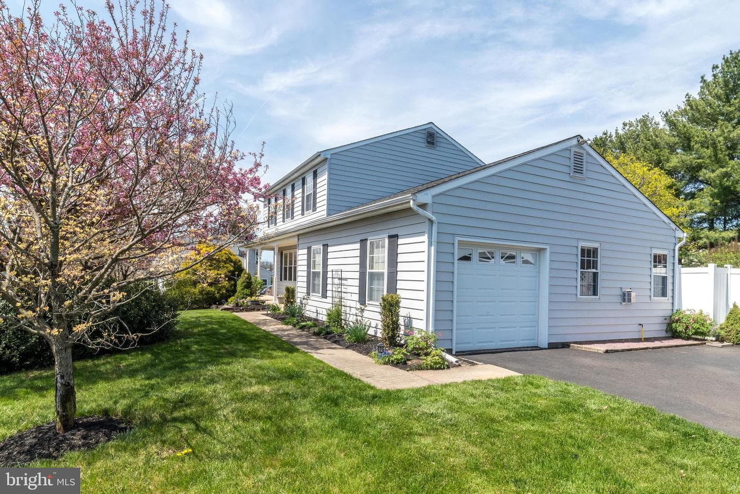 105 Birchwood Drive photo 40