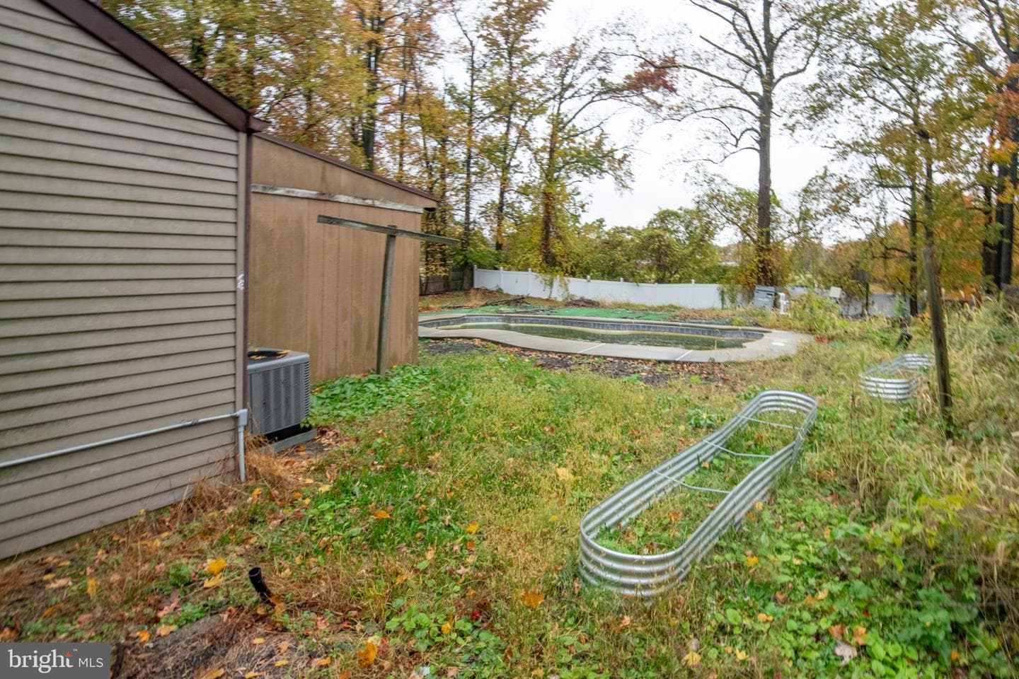 571 Fernwood Lane photo 36