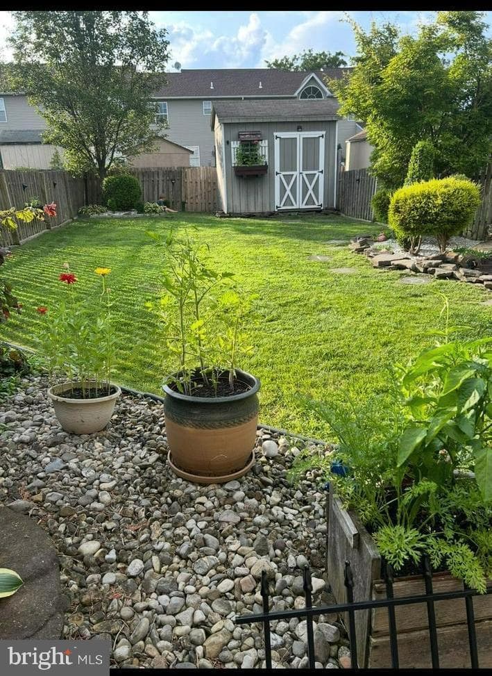 1206 Arbor Court photo 2