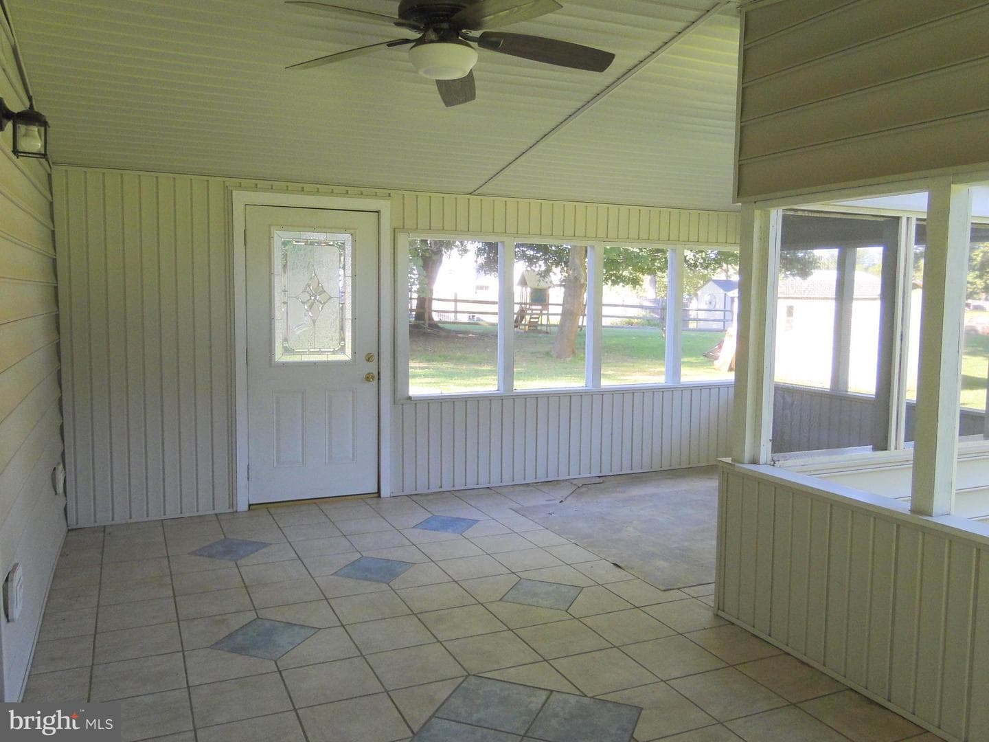 2365 E Swamp Road photo 20
