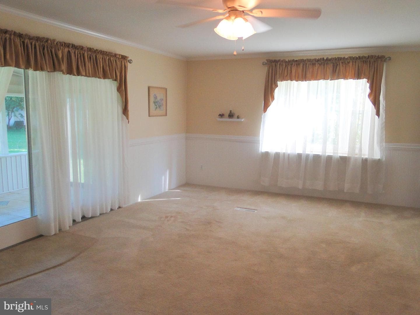 2365 E Swamp Road photo 8