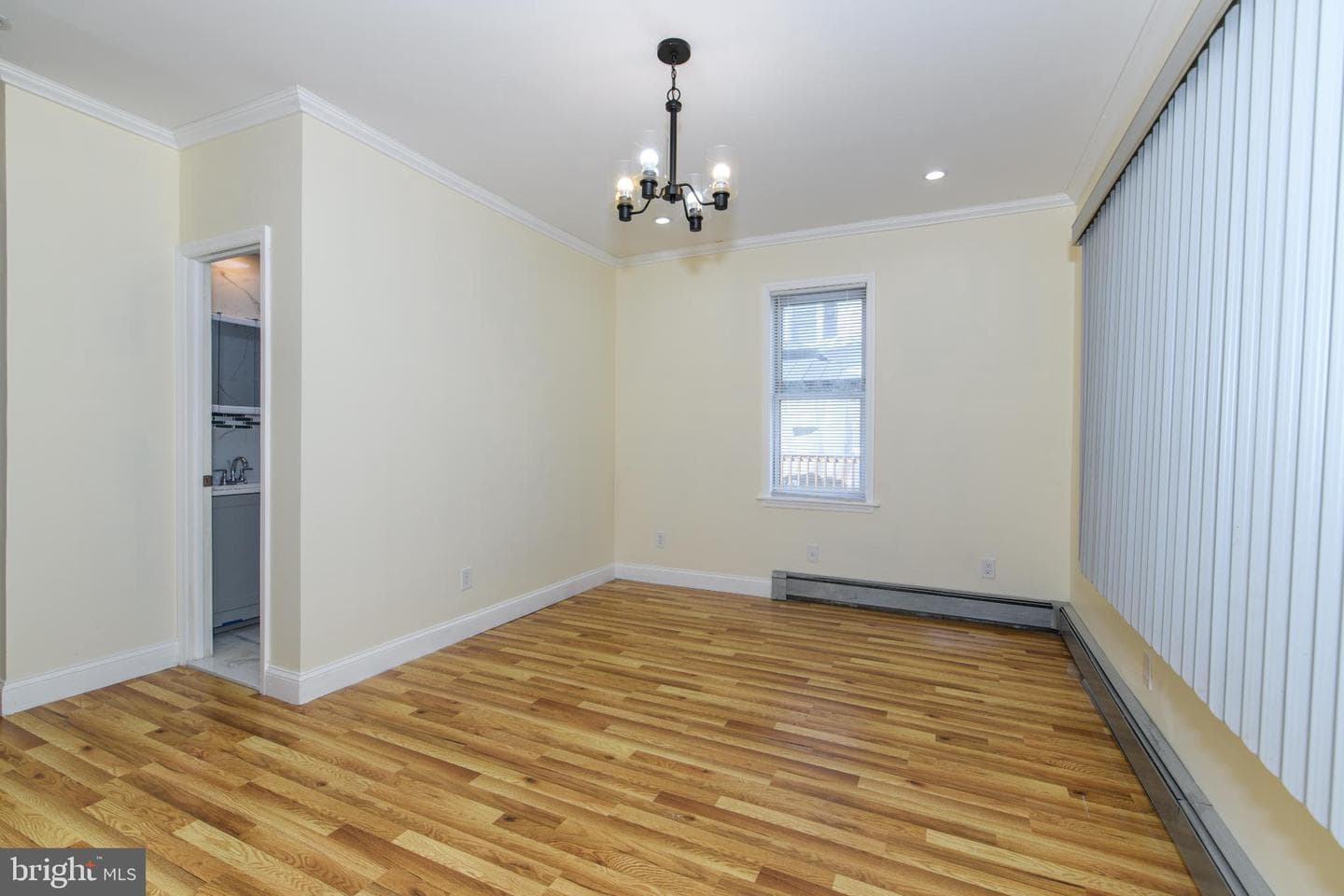 908 Juniper Street photo 18