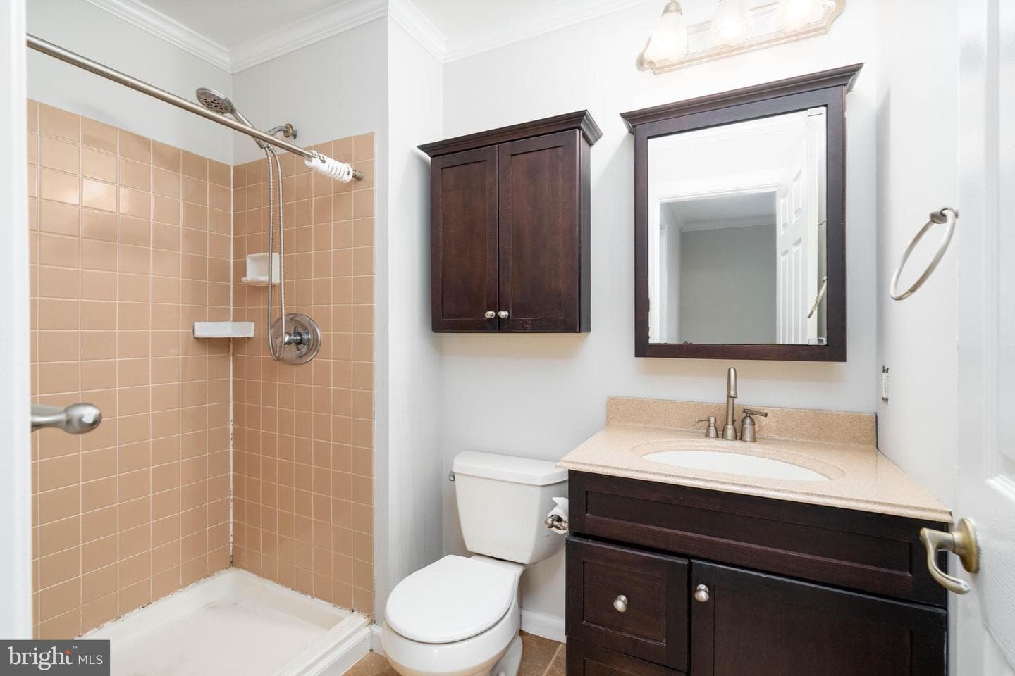 2420 Dogleg Drive photo 18