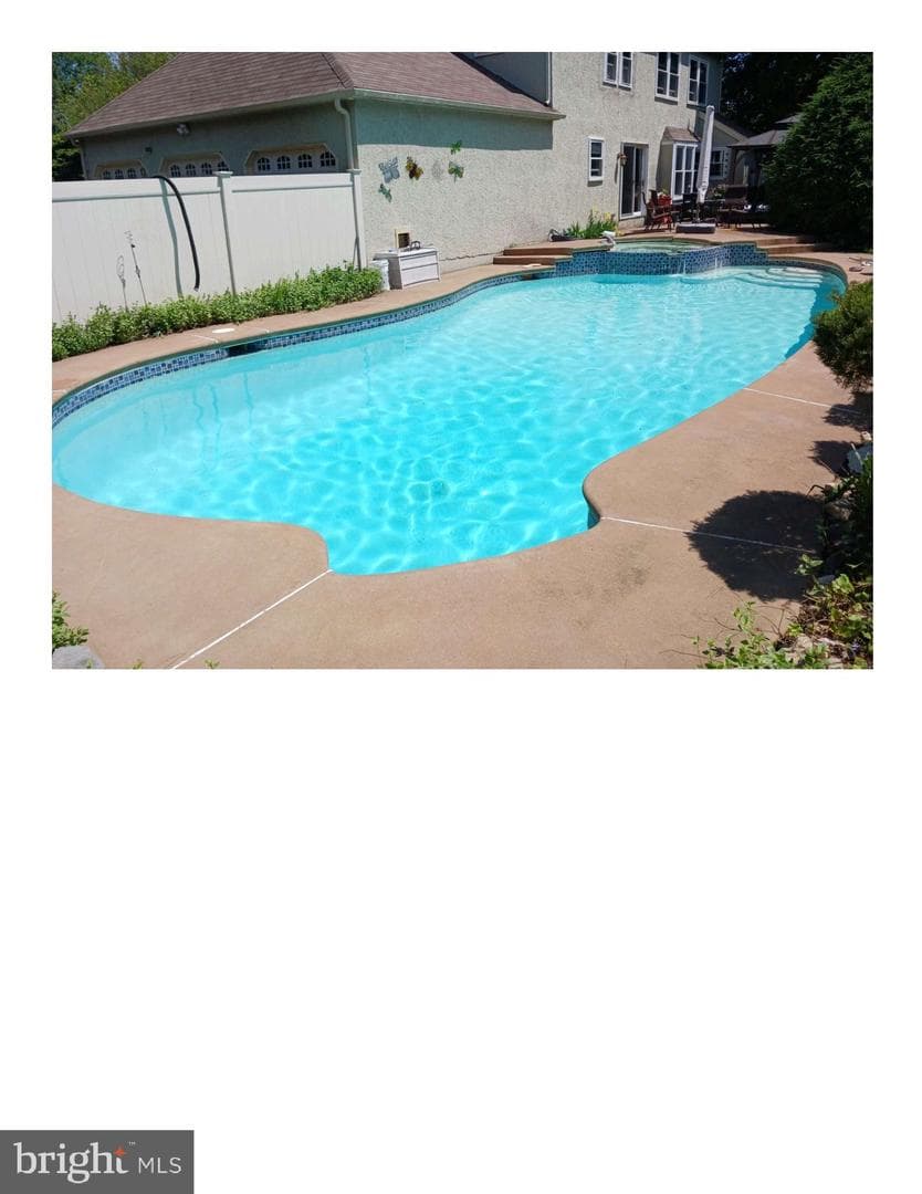 1268 Dogwood Drive photo 4