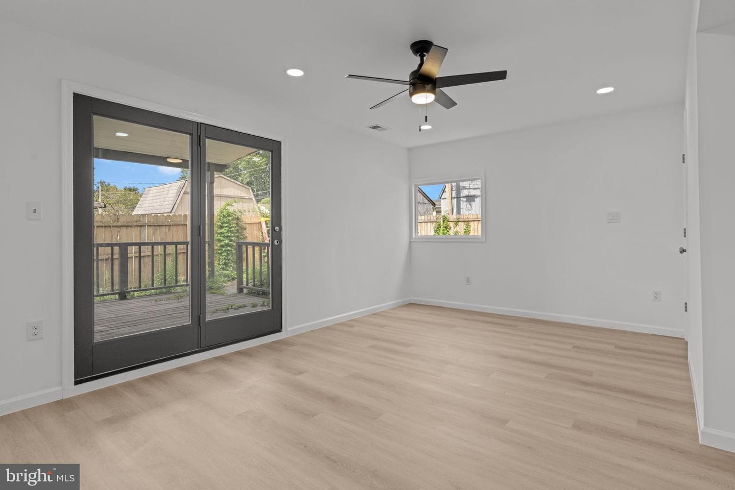 35 Thimbleberry Lane photo 12