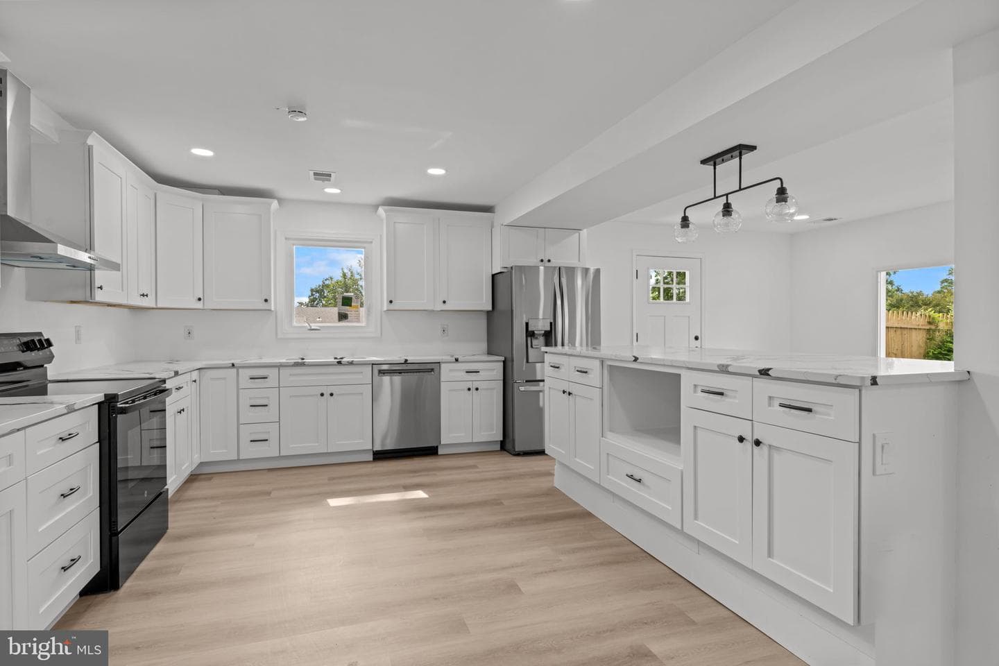35 Thimbleberry Lane photo 9