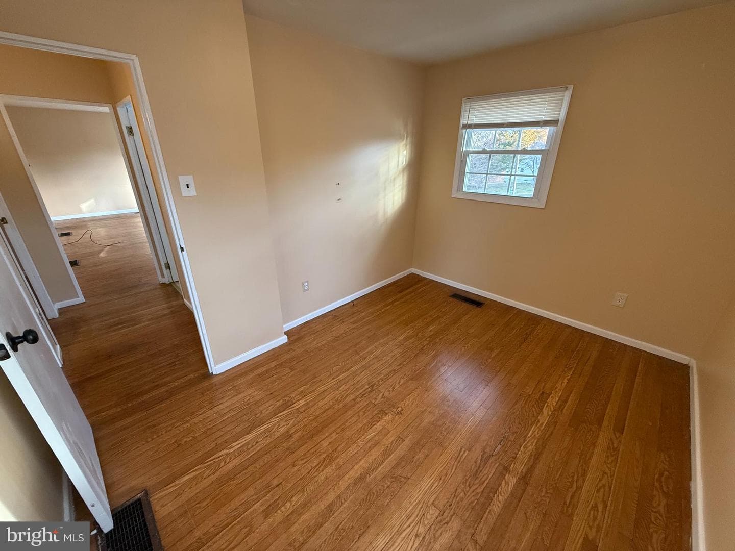 435 Temple Road photo 17