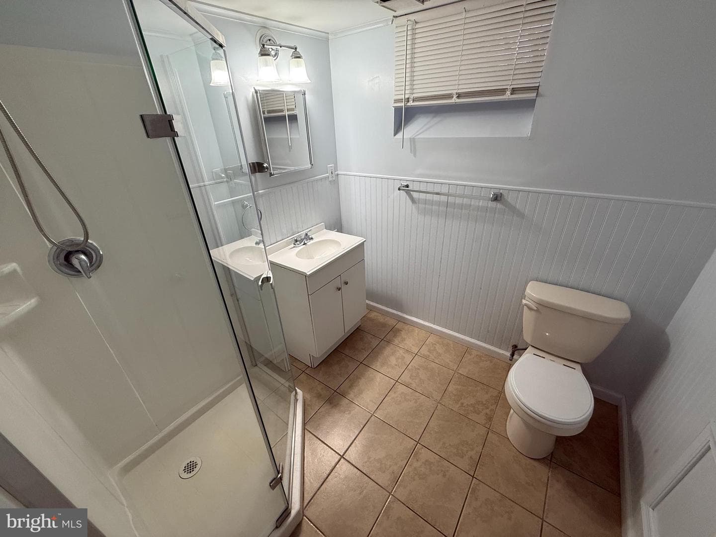 435 Temple Road photo 26