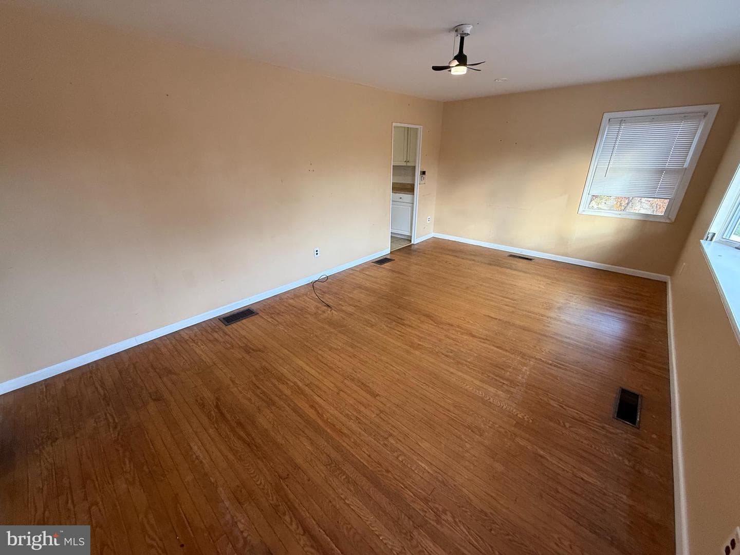 435 Temple Road photo 7