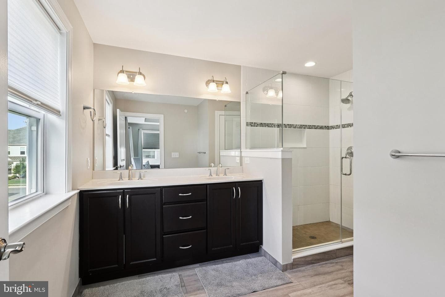 8 Lacey Lane photo 28