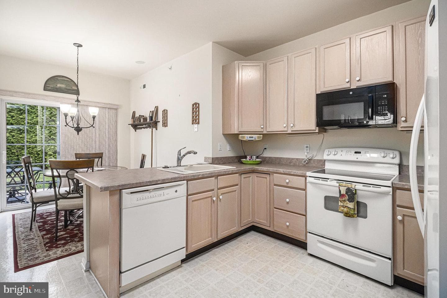 204 Neighbors Road photo 10