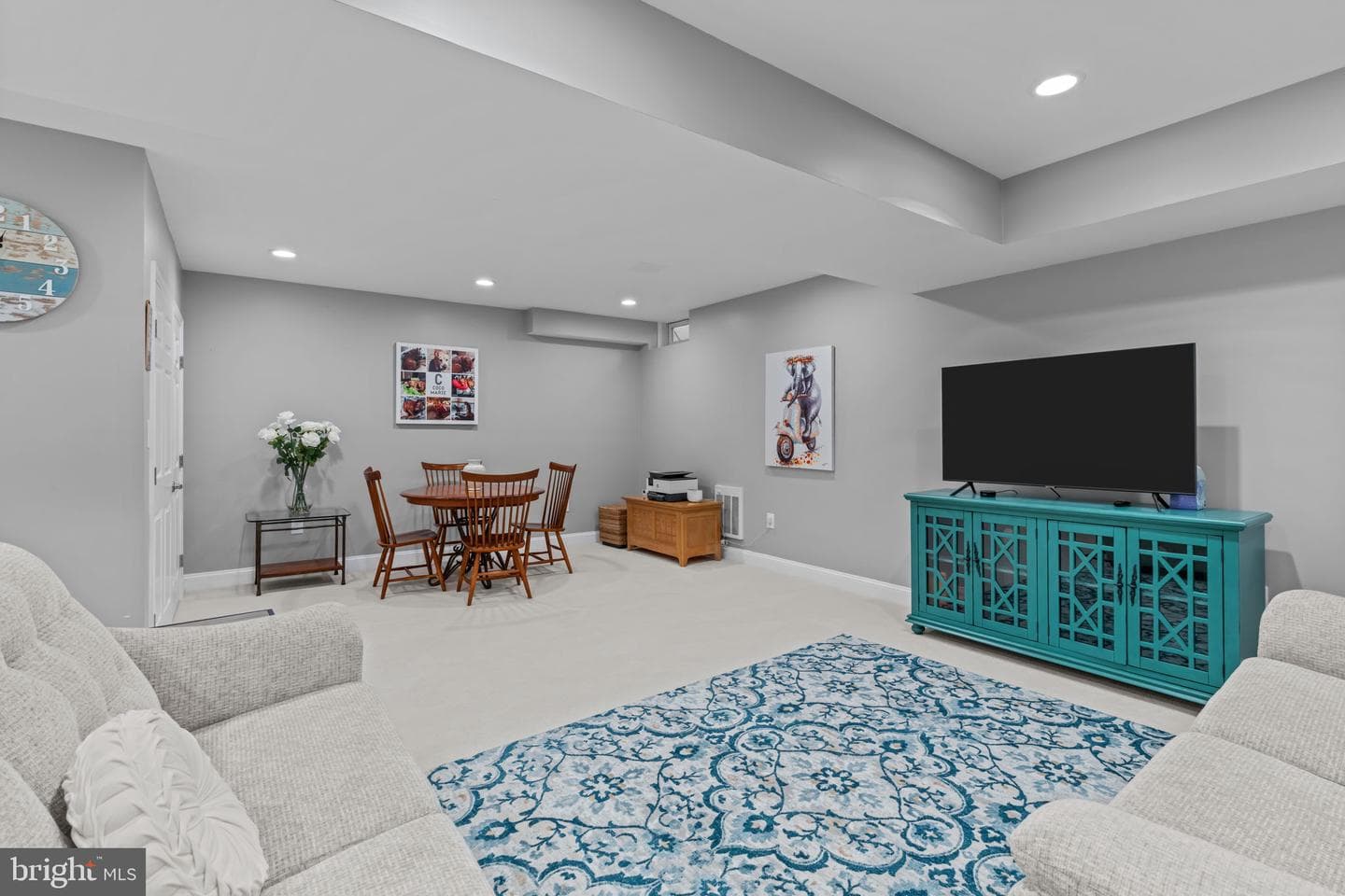 47 Wellington Road photo 24