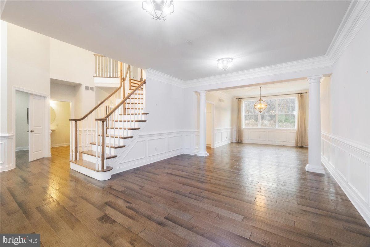1376 Memorial Drive photo 3