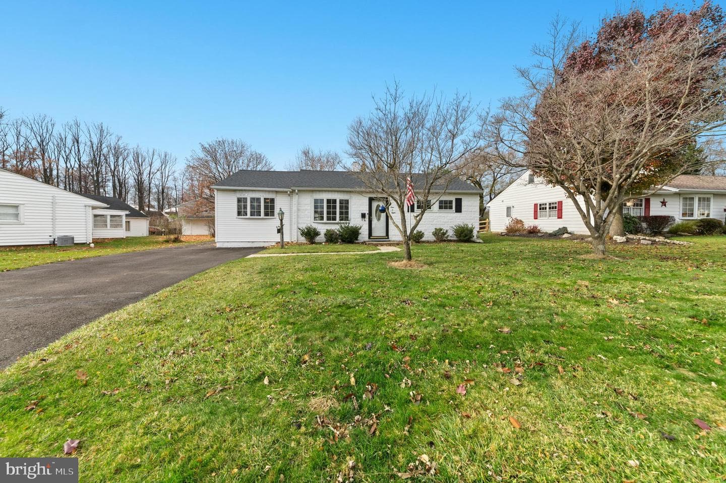 908 Circle Drive photo 32