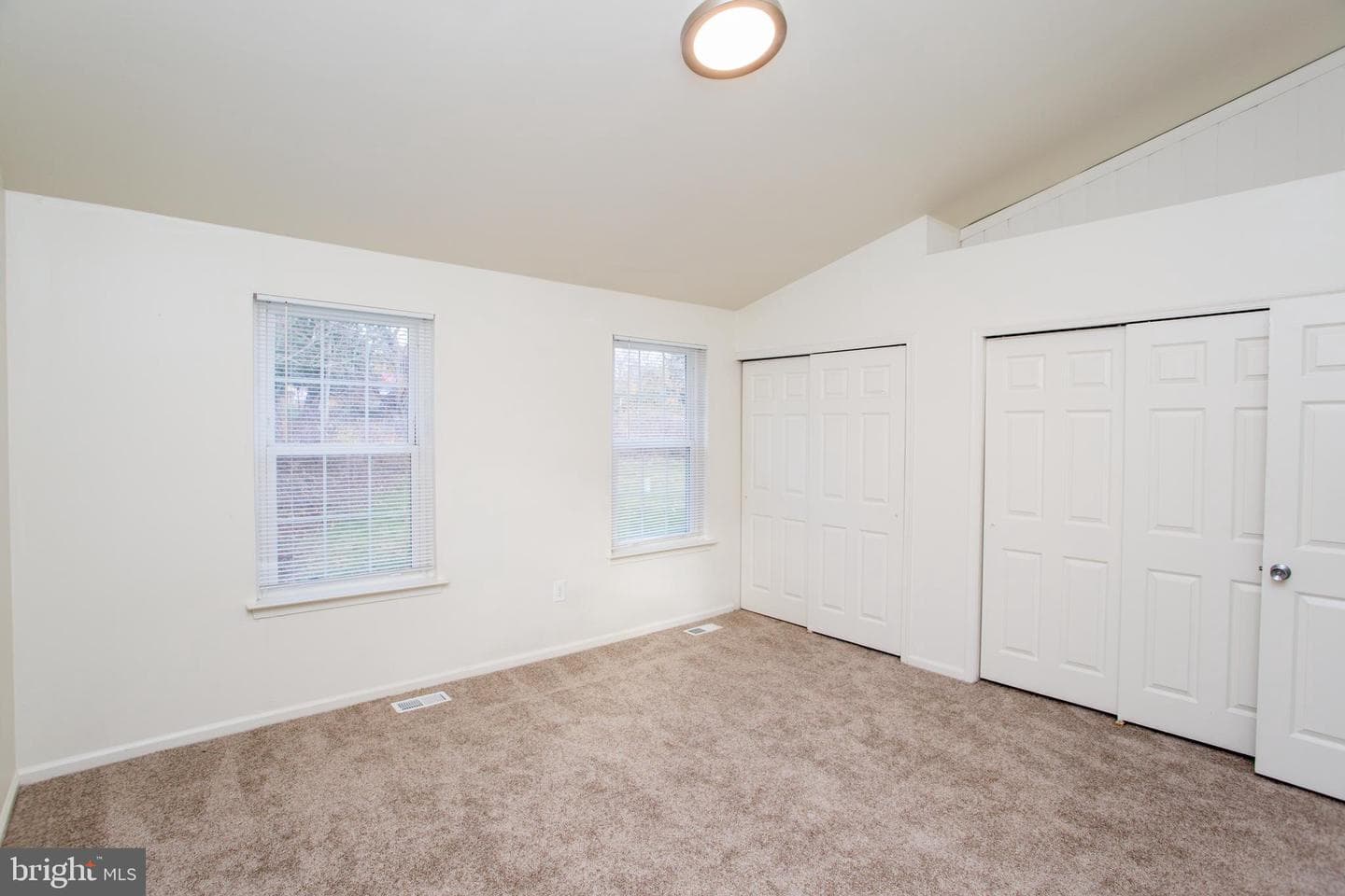 1811 Hennessy Drive photo 40