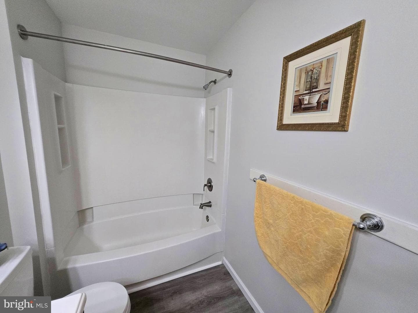 1221 Garden Court photo 19