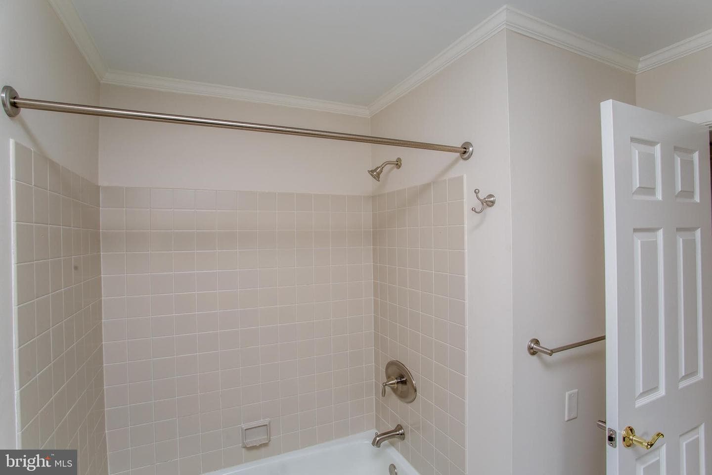 4 Barnes Court photo 27