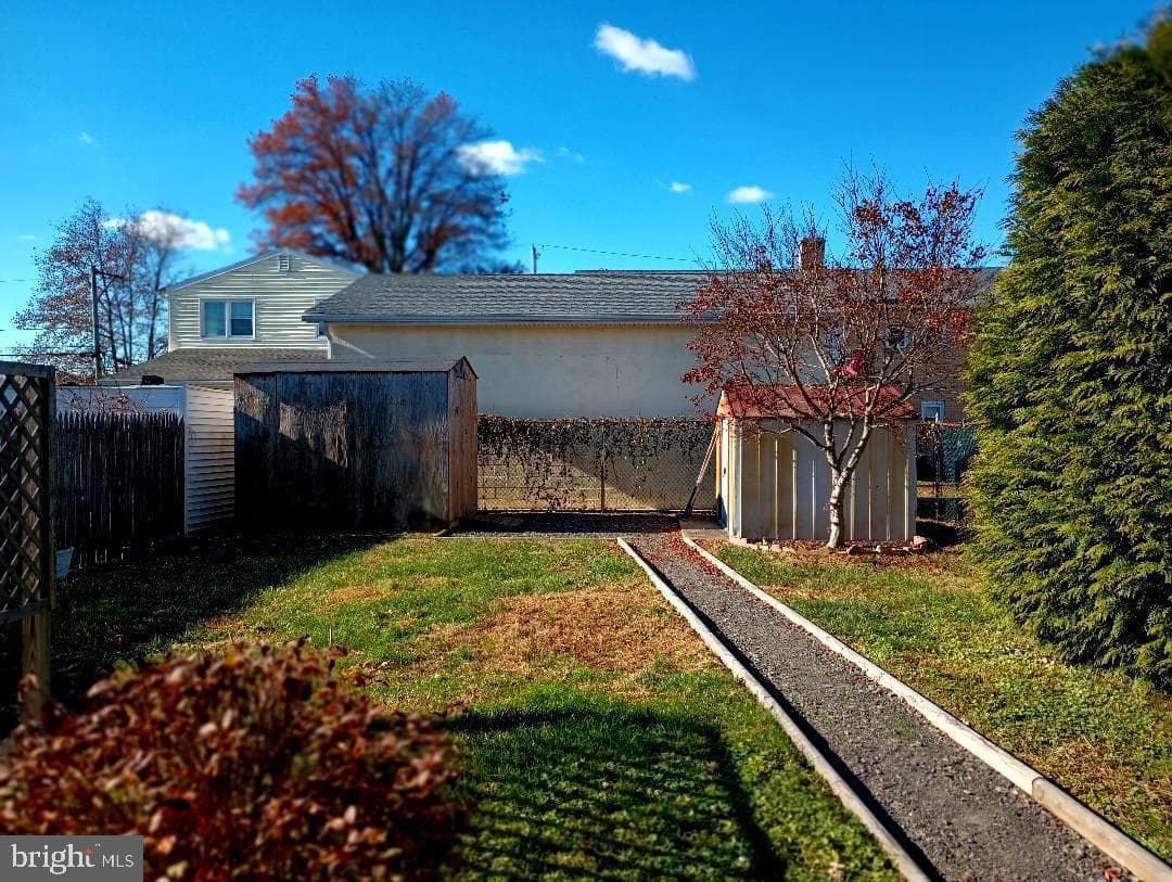 920 Third Avenue photo 12