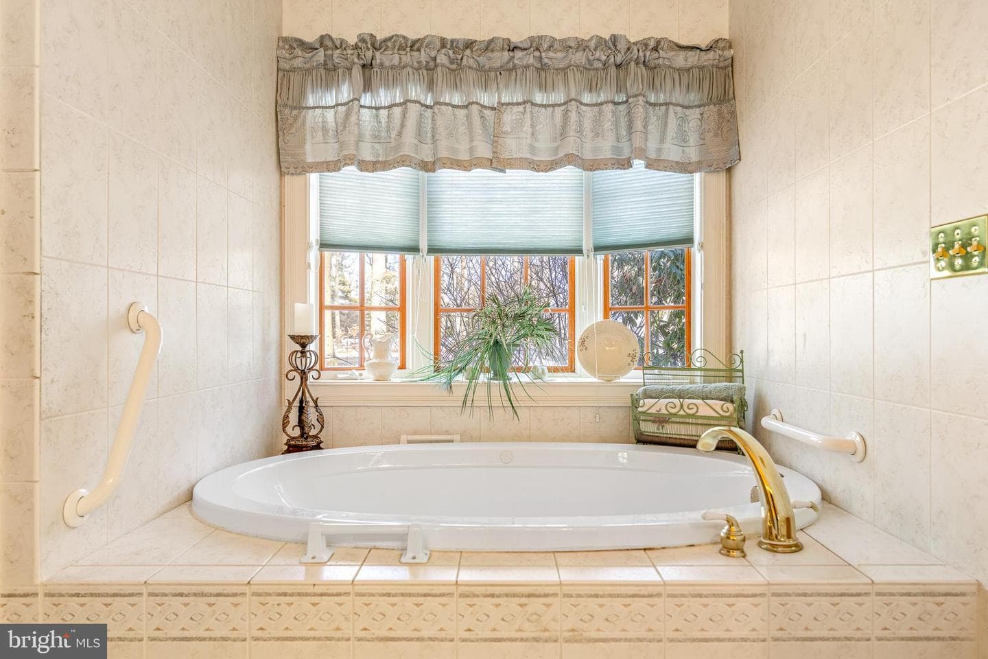 137 Wells Road photo 55