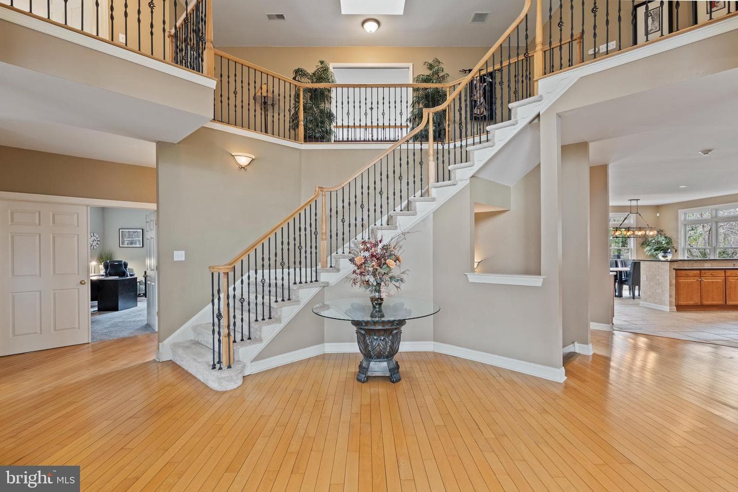 100 E Holland Road photo 4