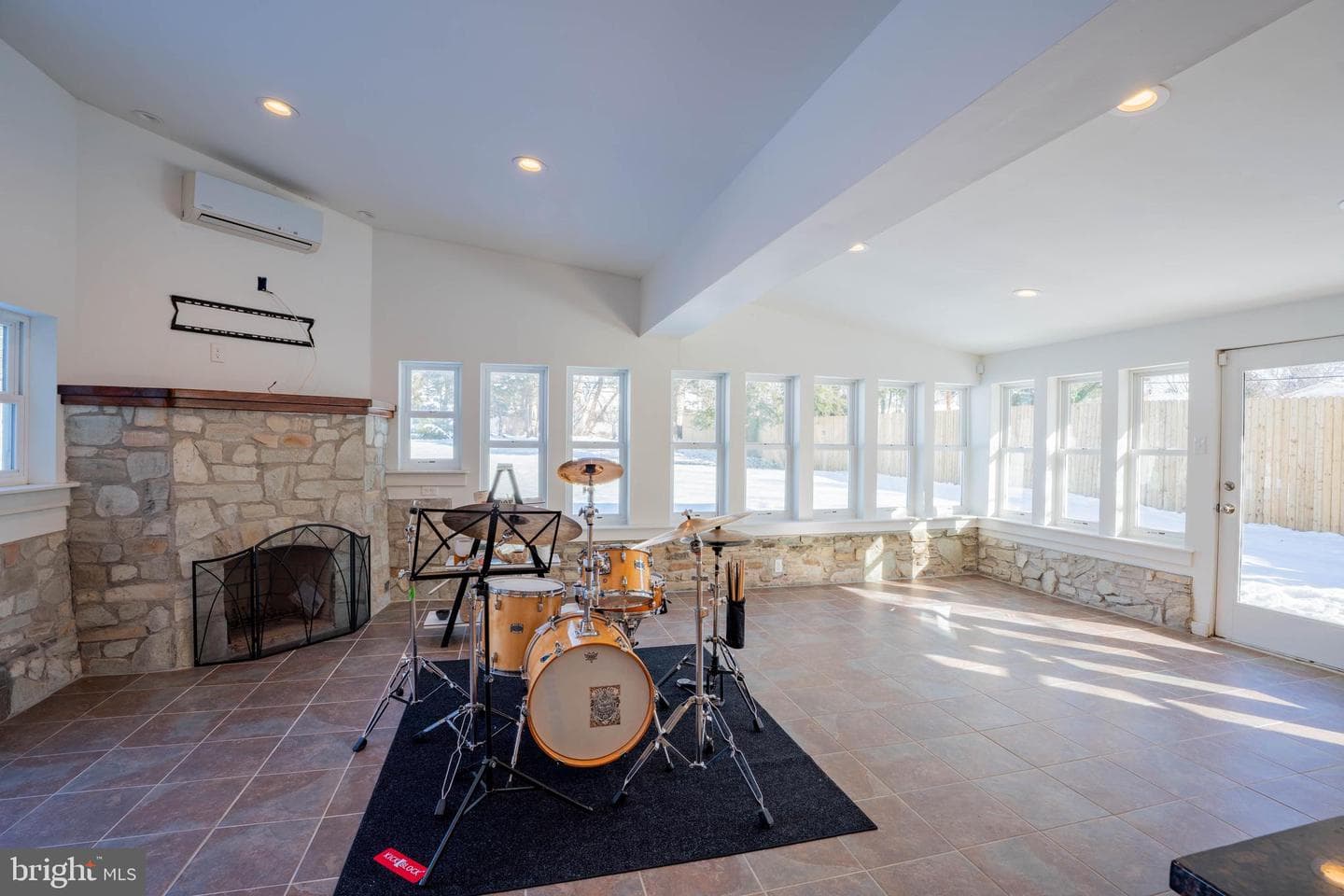 4 Ivy Lane photo 6