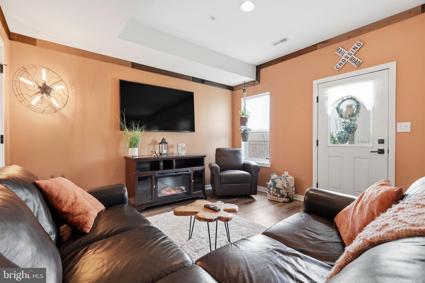 20 Sienna Place photo 36