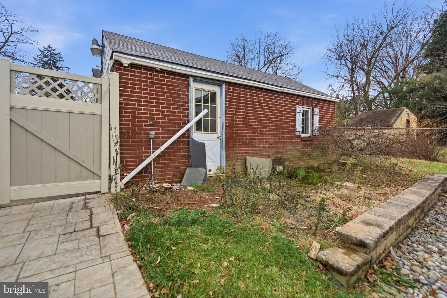 423 Harding photo 39