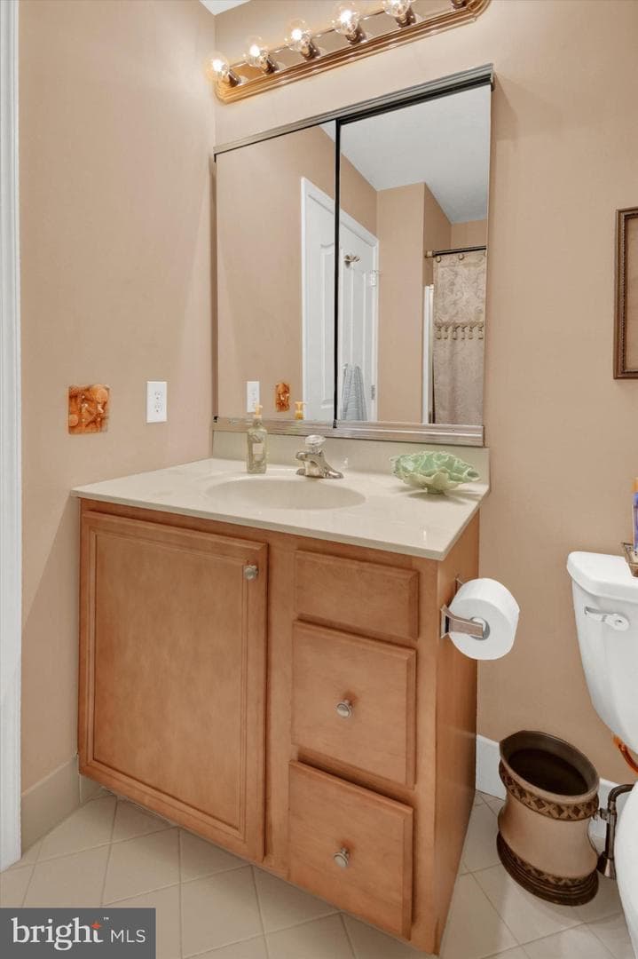 300 Reagan Drive photo 35