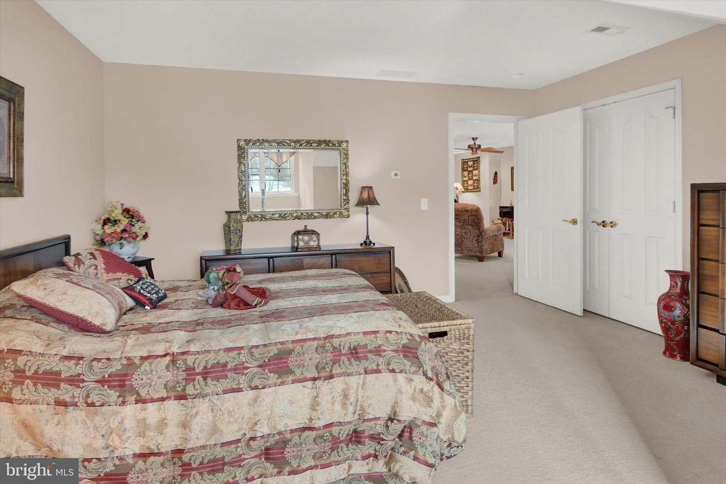 300 Reagan Drive photo 38
