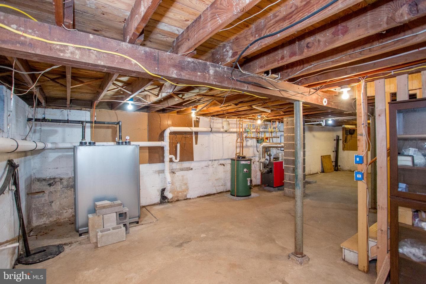 527 Lexington Avenue photo 38