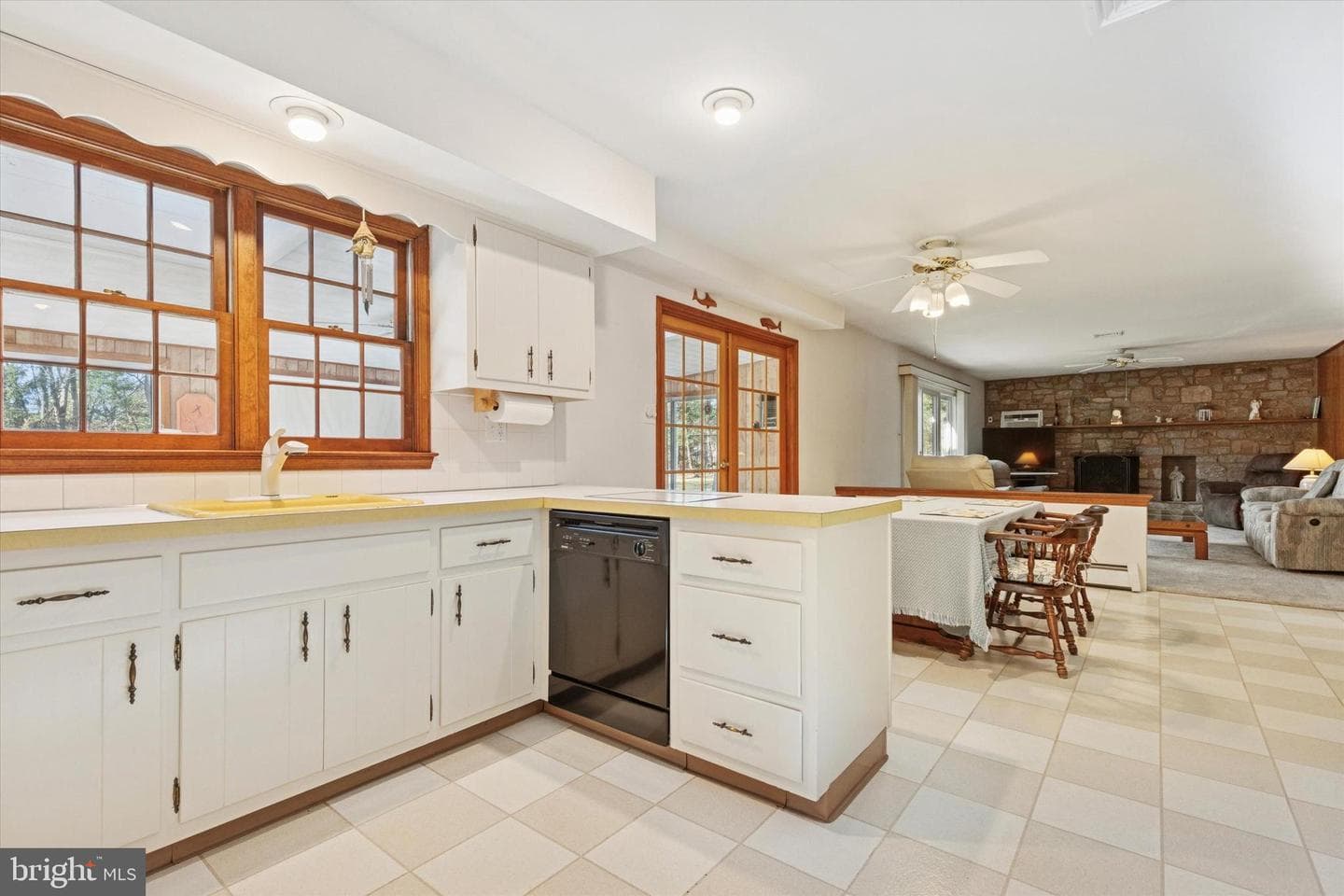 3060 Cloverly Drive photo 9