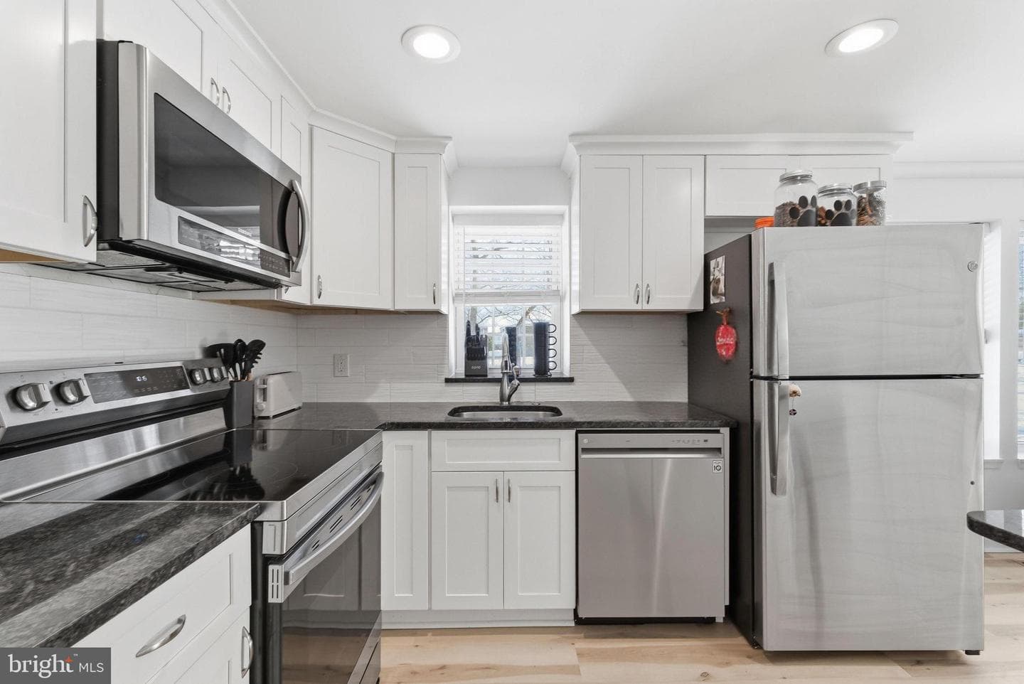 2623 E Avenue #E photo 17