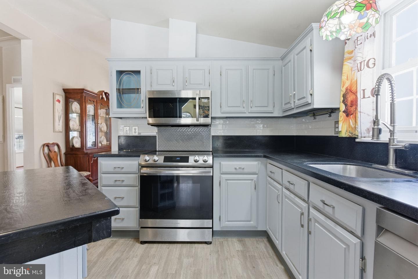 435 Spring Meadow Circle photo 8