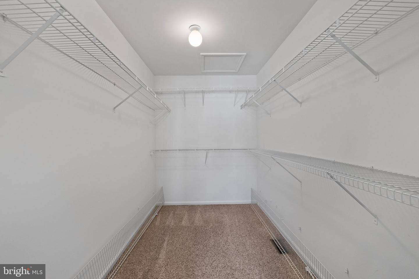 521 Jason Dr photo 38