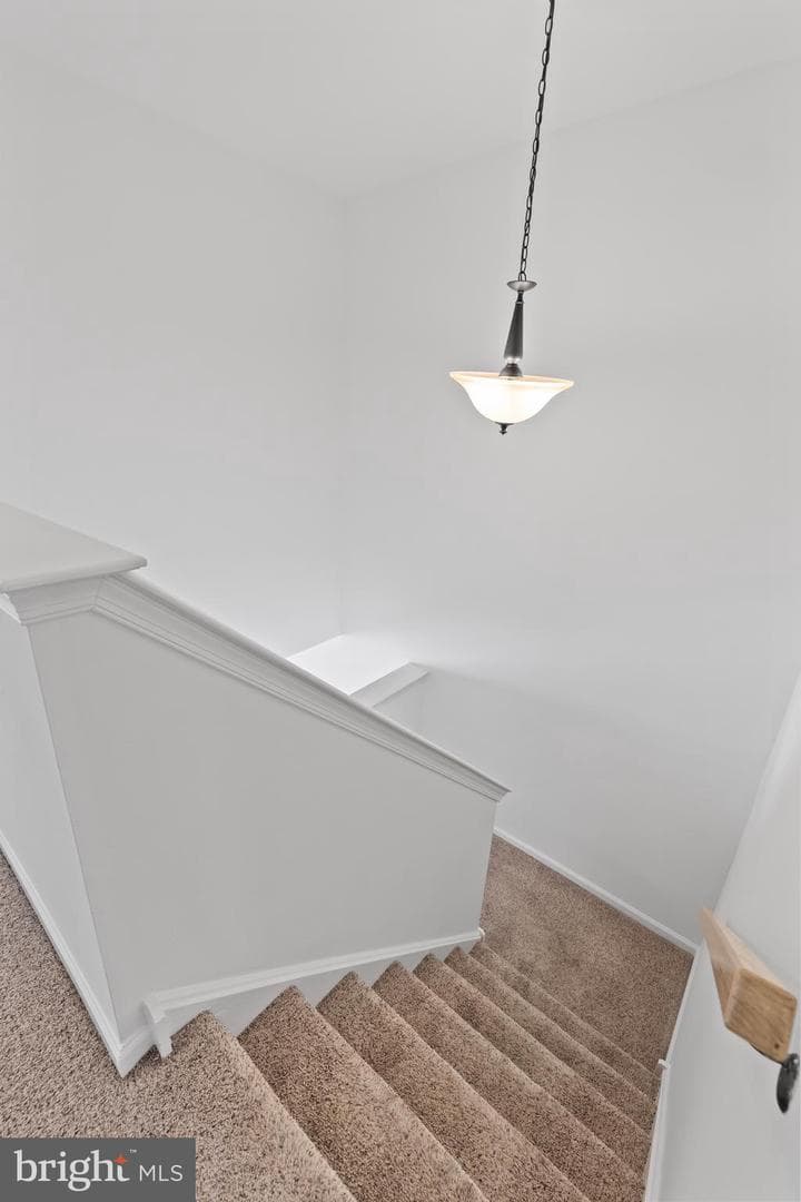 521 Jason Dr photo 42