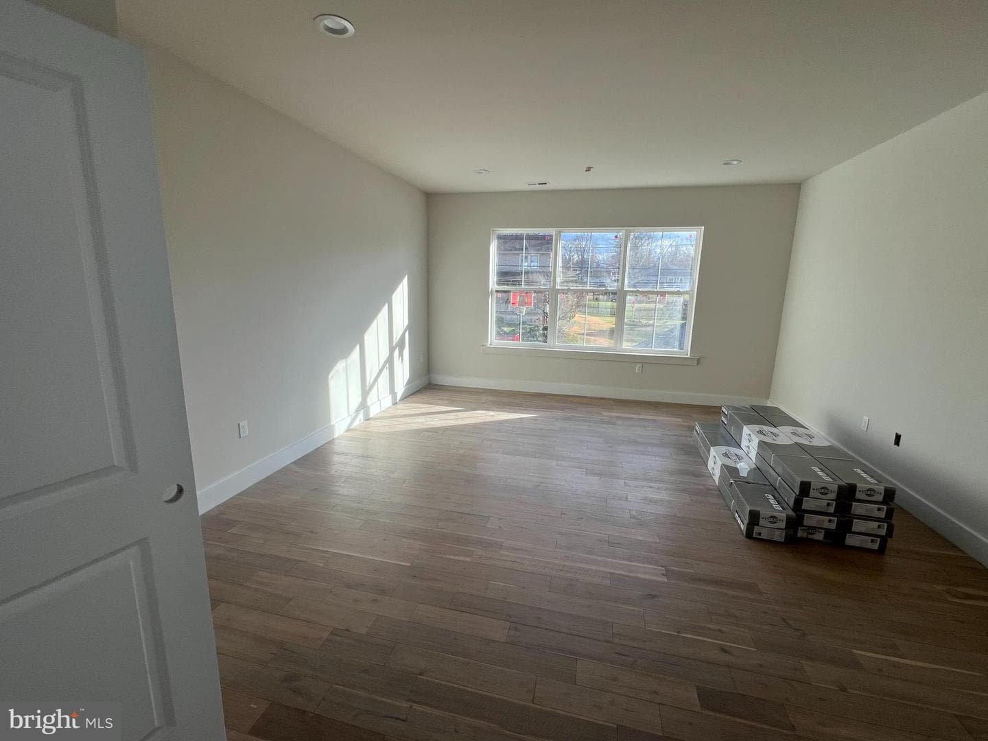 51 W Clymer Avenue photo 3