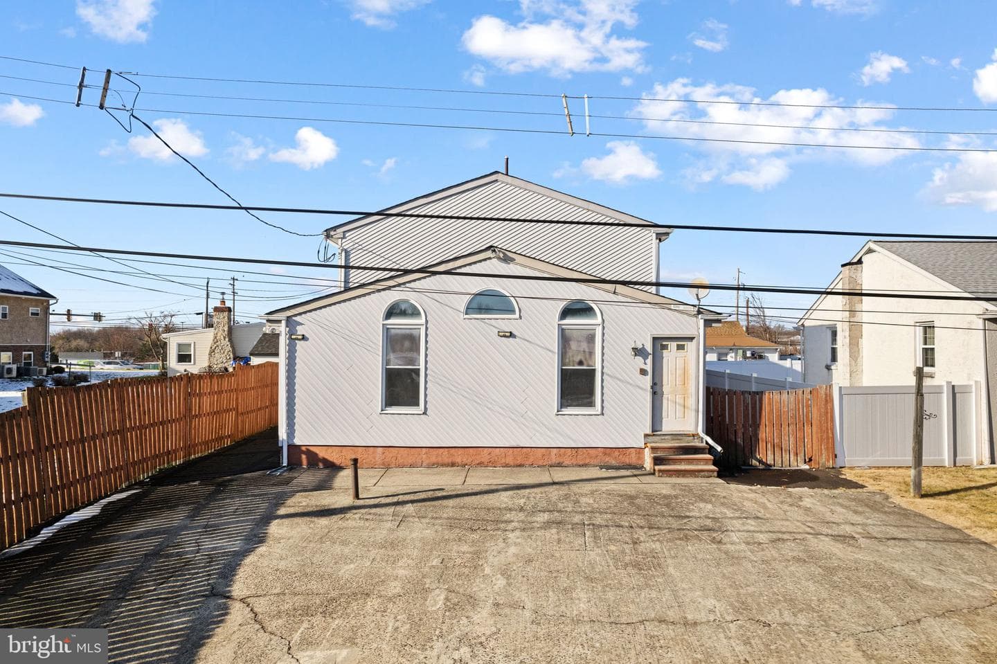 2623 Knights Road photo 3
