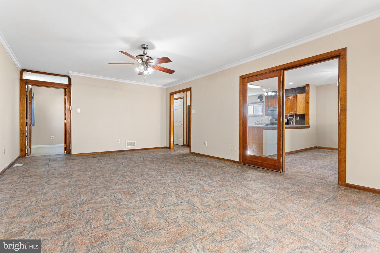 2623 Knights Road photo 9