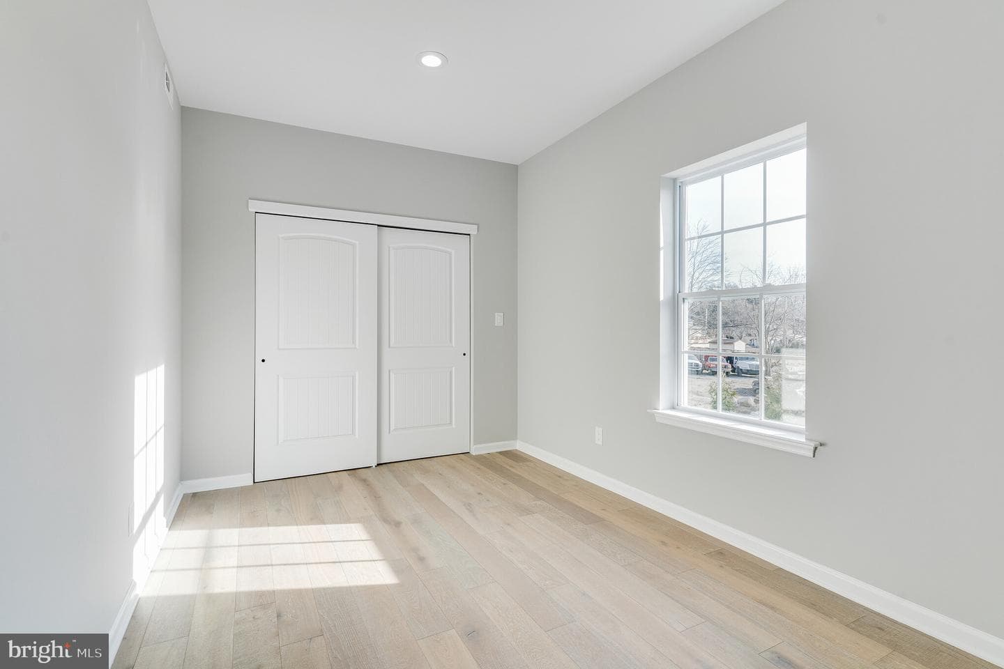 320 Elmwood Avenue photo 16