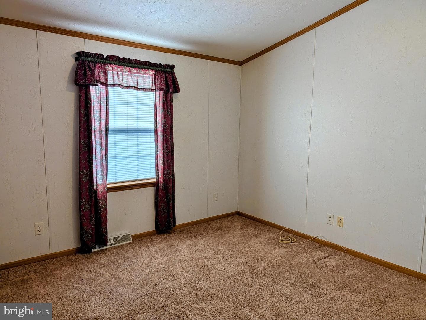 1039 Pine Circle photo 14