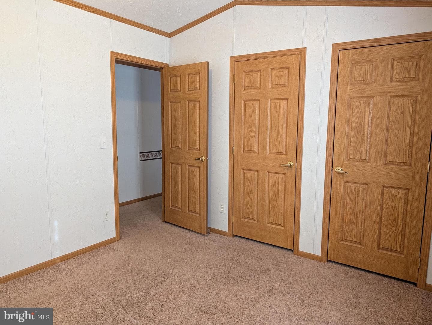 1039 Pine Circle photo 16