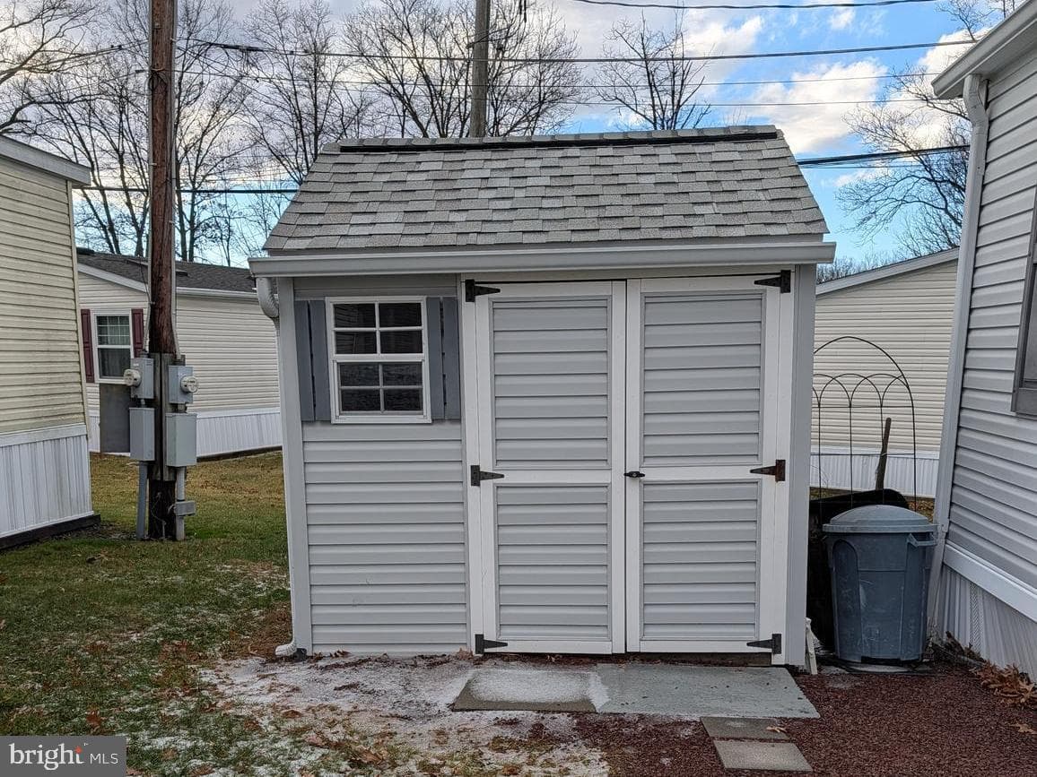 1039 Pine Circle photo 33