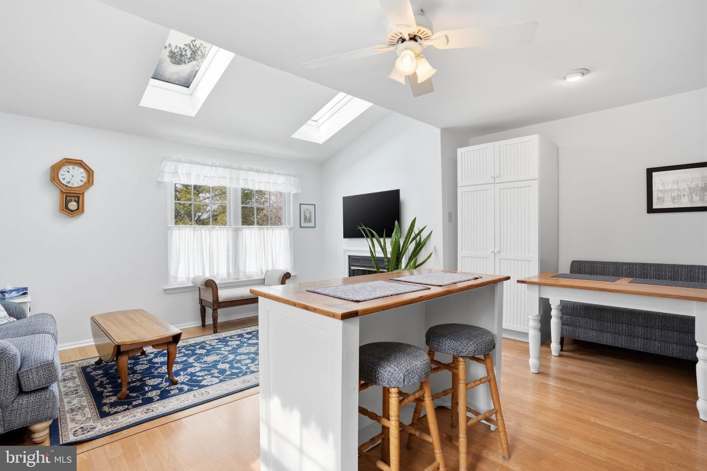 41 Ardsley Court photo 15
