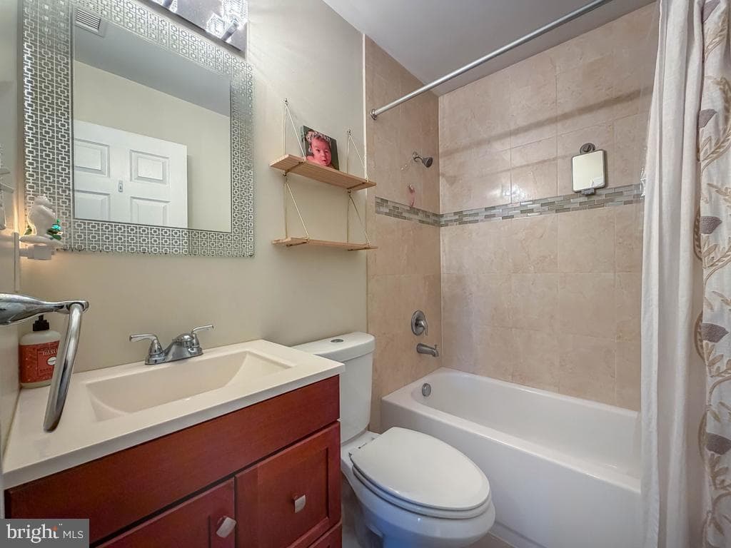 18 Jump Hill Road photo 11