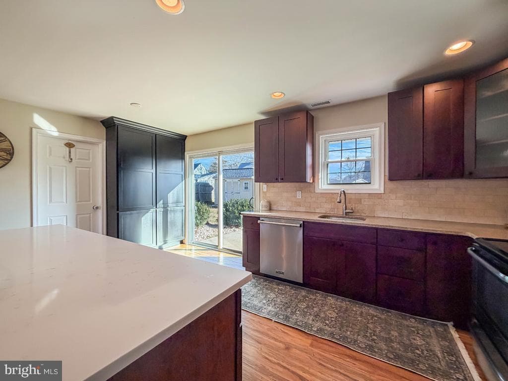 18 Jump Hill Road photo 8