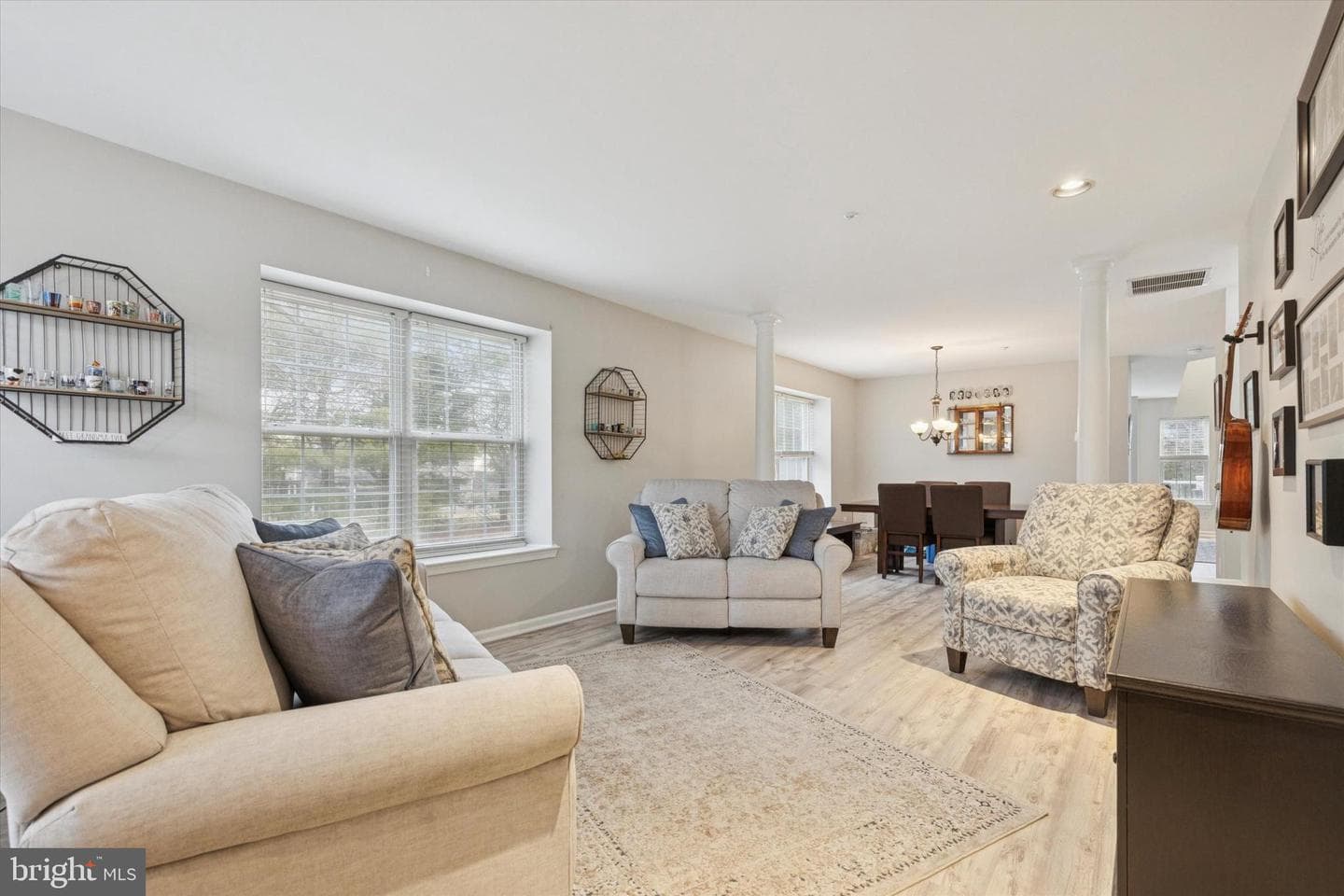 1468 Sweetbriar Drive photo 3