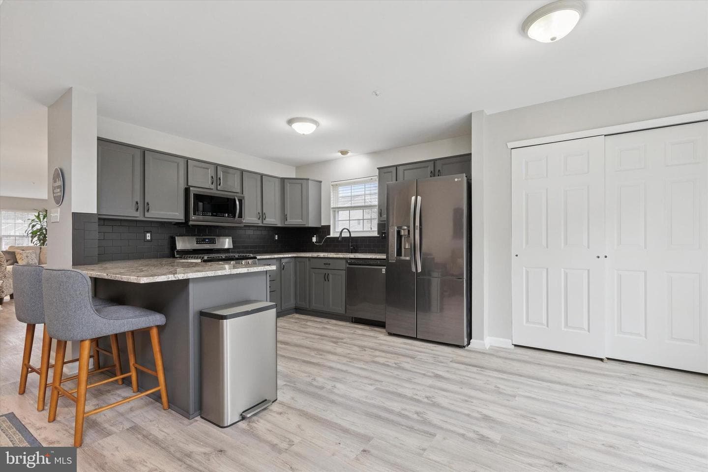 1468 Sweetbriar Drive photo 6