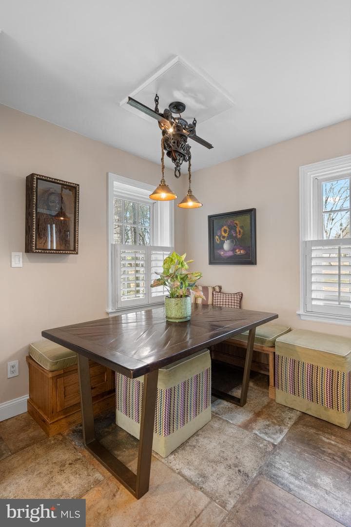 6760 Chapel Road photo 24